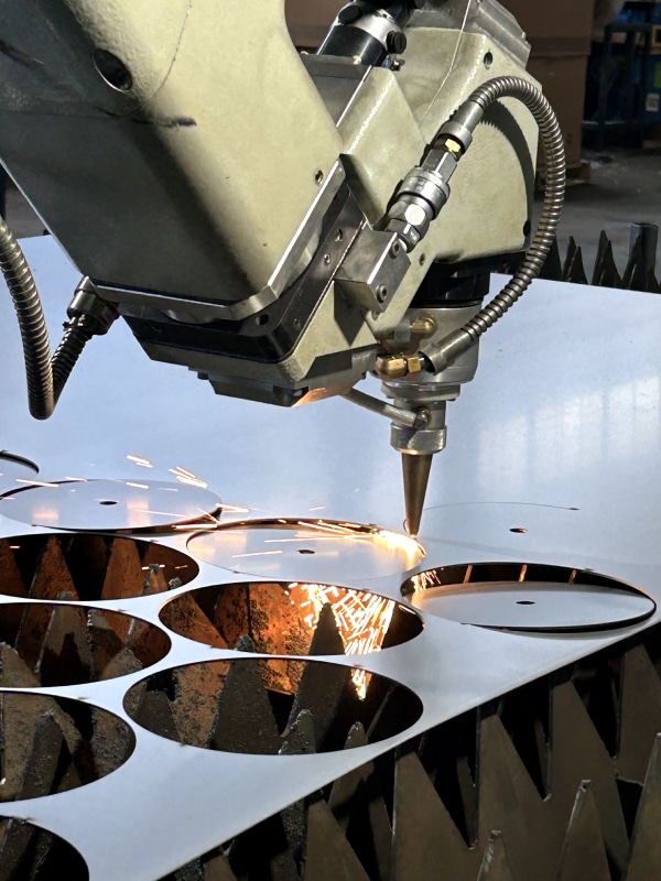 6 Industries That Use Laser Cutting 6 Industries That Use Laser Cutting